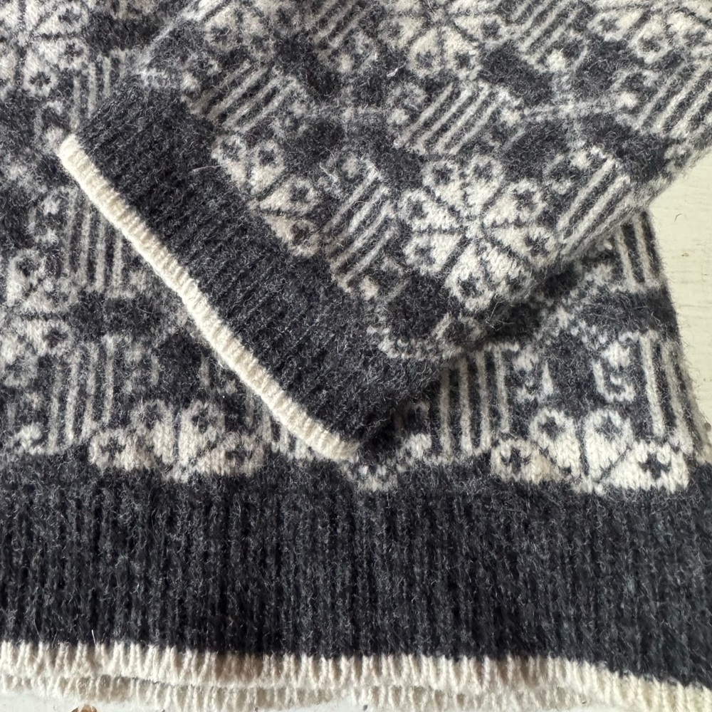 Vintage Gap Fair Isle Lambswool Cardigan Sweater Nordic Snowflake Women’s Large - Picture 9 of 13